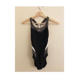 Nike Women’s Victory Color One Piece